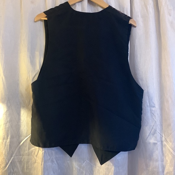 Laura M women’s vest with Angel Lace embellishments Black size Medium - Picture 5 of 7